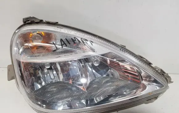 Mercedes-Benz A W168 Headlight/headlamp A1688201861