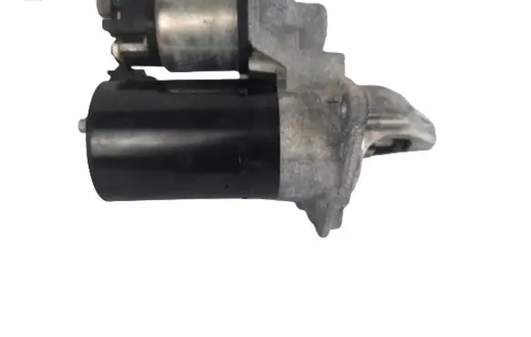 Opel Zafira C Starter motor 55578921