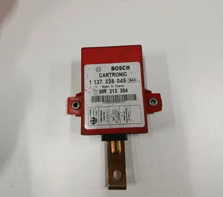 Mitsubishi Carisma Other control units/modules 1137328045 MR213384