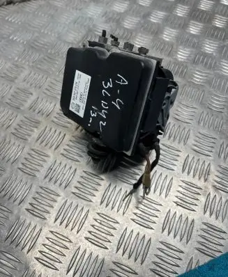 Audi A4 S4 B8 8K ABS Pump 8K0907379CM 1300521865