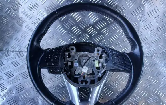 Mazda 3 III Steering wheel