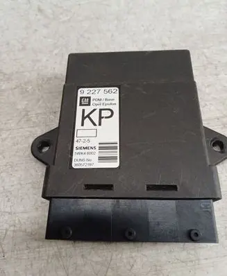 Opel Vectra C Door control unit/module 360572197 9227562 5WK46002
