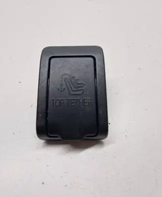 Mercedes-Benz C W204 ISOFIX cover A2046800136