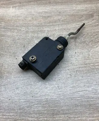 BMW 3 E36 Central locking motor 1387610