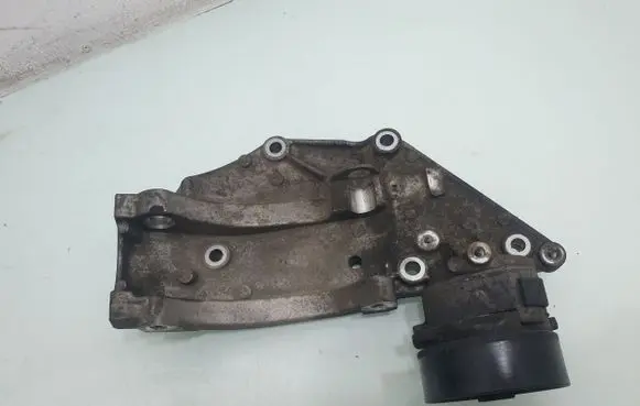 Volvo V50 Generator/alternator bracket 530615