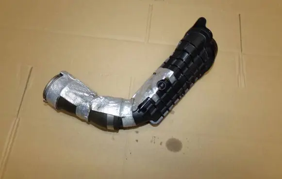 Renault Clio III Intercooler hose/pipe