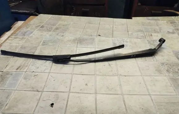 Toyota Avensis T250 Windshield/front glass wiper blade 6597