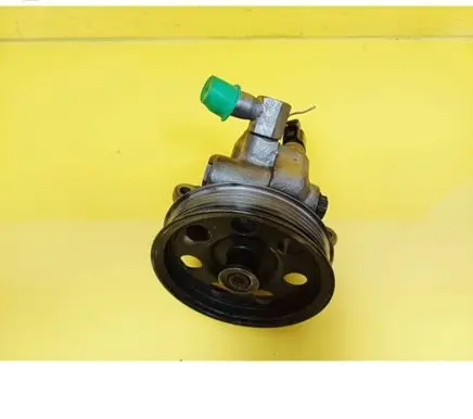 Ford Focus Power steering pump 