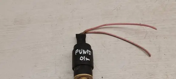 Fiat Punto (188) Windscreen/windshield washer pump B805
