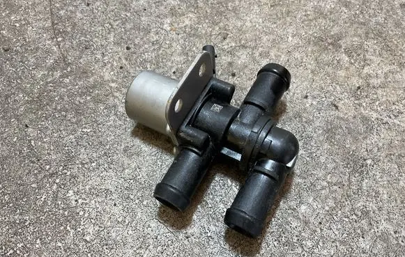 Volvo XC40 Coolant heater control valve 31684222 777589
