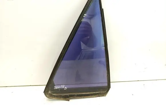 Mazda 6 Rear vent window glass G21B72651RH
