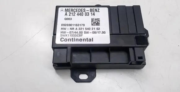 Mercedes-Benz E W212 Fuel injection pump control unit/module A2124400314 A2215402162 5WK11555CBW