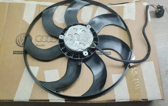 Volkswagen Tiguan Radiator cooling fan shroud 5Q0959455BN 00011443 5Q0959455