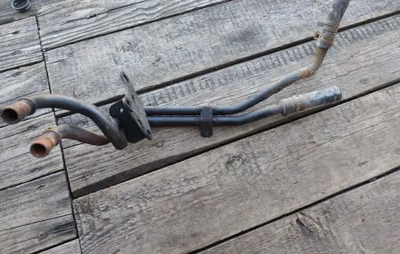 Chrysler PT Cruiser Engine coolant pipe/hose 