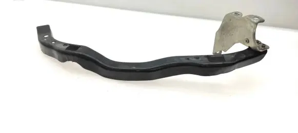 Subaru Legacy Headlight/headlamp mounting bracket