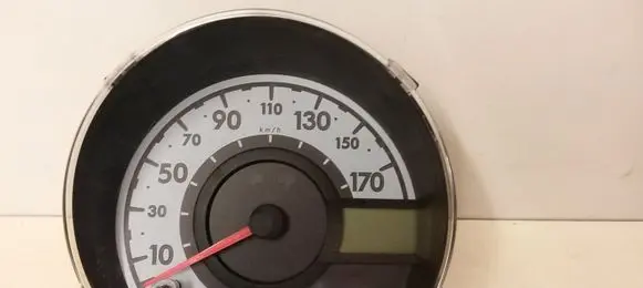 Peugeot 107 Speedometer (instrument cluster) 838000H041A 838000H041 768040U