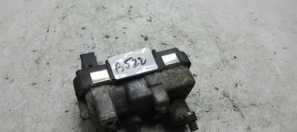 Audi A8 S8 D3 4E Turbo charger electric actuator fd89sE34509u65