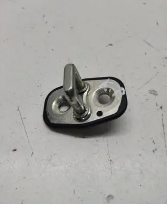 Opel Mokka B Front door lock loop/hook striker 9686482180
