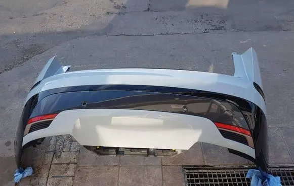Land Rover Range Rover Velar Rear bumper