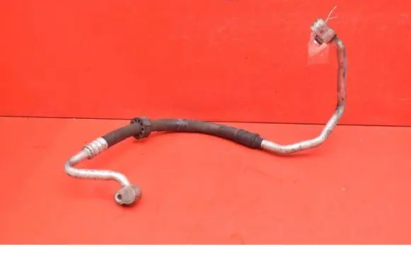 Air conditioning (A/C) pipe/hose