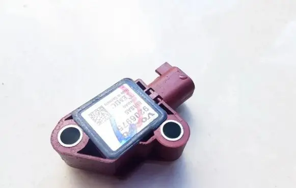 Volvo V50 Airbag deployment crash/impact sensor 9206975 8840A5