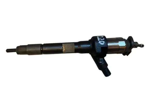 Fuel injector