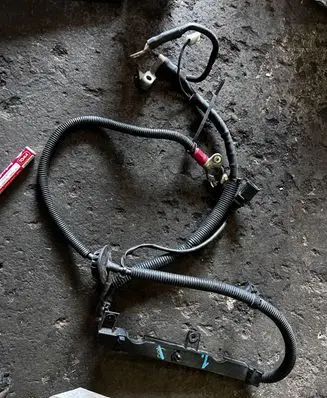 Audi A4 S4 B8 8K Positive cable (battery) 8E1971225E