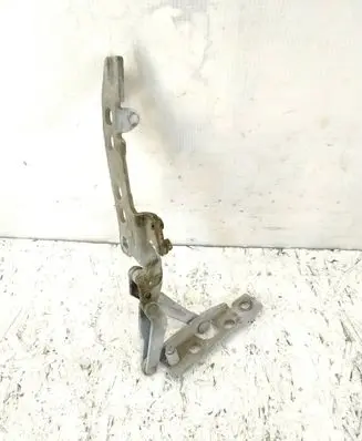 BMW 5 E39 Tailgate/trunk/boot hinge