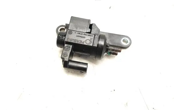 BMW 1 F20 F21 Turbo solenoid valve 8570591 70478502