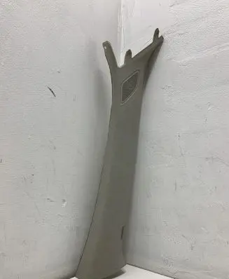 Volvo XC40 (A) pillar trim 32244571