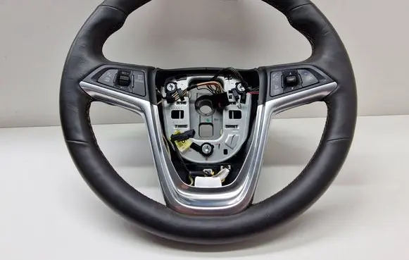Buick Encore I Steering wheel