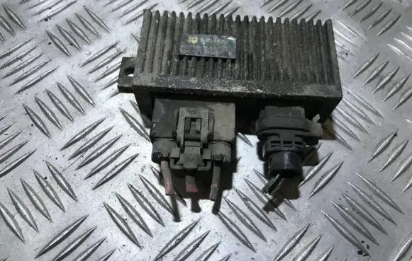 Renault Laguna I Glow plug pre-heat relay 7700100703