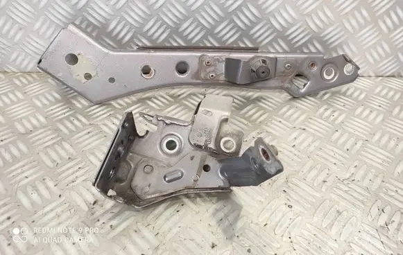 Renault Megane III Headlight/headlamp mounting bracket 62513060 00610 6251306D