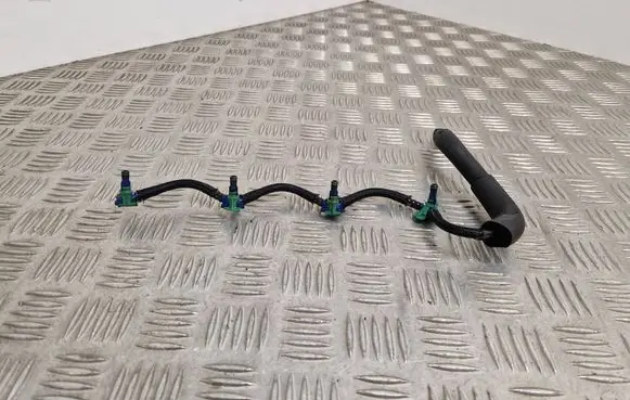 Citroen C4 II Fuel return line/hose 