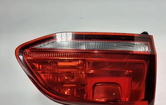 Volkswagen Golf VII Tailgate rear/tail lights 5G9945093D