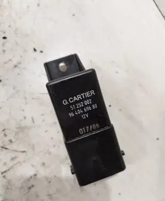 Citroen C5 Glow plug pre-heat relay 9640469680