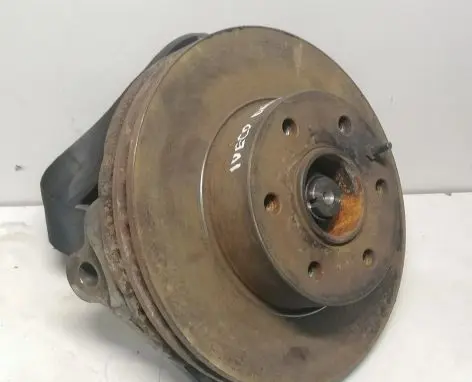 Iveco Daily 45 - 49.10 Front wheel hub