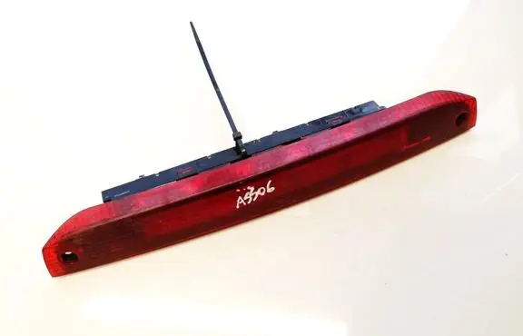 Ford Focus Third/center stoplight 4m5113a613ad 4m51-13a613-ad