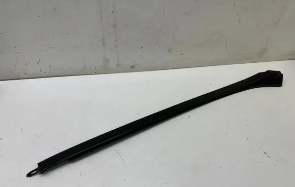 Mercedes-Benz GLE W167 Windshield trim A1676906306
