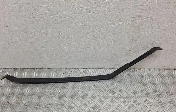 Toyota Verso Fuel tank mounting bracket 776010F020