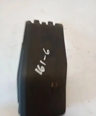 Volvo XC70 Fuse box cover 30644652