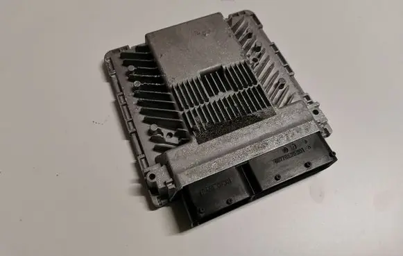Audi Q5 SQ5 Engine control unit/module 8R0907551A
