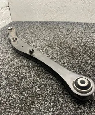 BMW 2 F44 Rear control arm 7915358 6895885