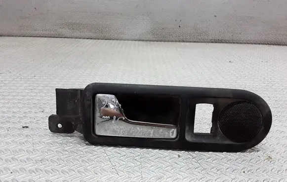 Volkswagen PASSAT B5 Rear door interior handle 3B0839113