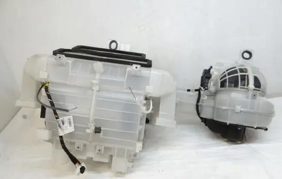 Peugeot Partner Heater fan/blower 98040547XT