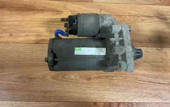 Peugeot 308 Starter motor 9662854180 2E26