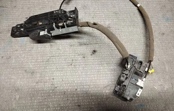 Front door lock