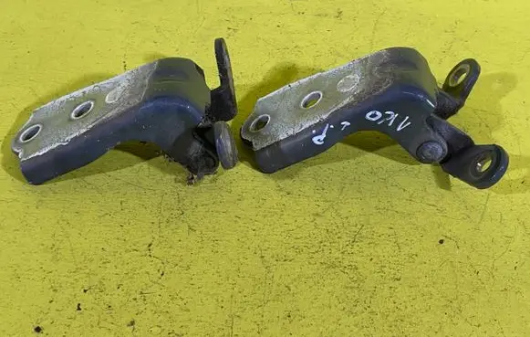 Chevrolet Captiva Loading door hinge set RZ4R3P3K1