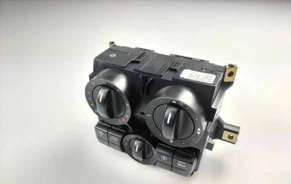Mercedes-Benz Vito Viano W639 Climate control unit A6394460828 5HB00851201 A6394450205