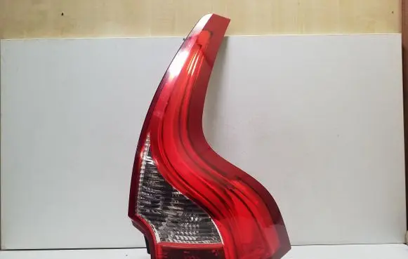 Volvo XC60 Rear/tail lights 31323035 L90007893